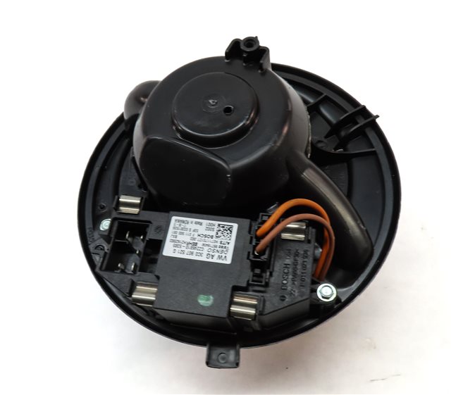 Thumbnail 5: 2015-2018 VW CC EOS TIGUAN / AUDI Q3 (8U) FRONT HEATER A/C BLOWER FAN MOTOR