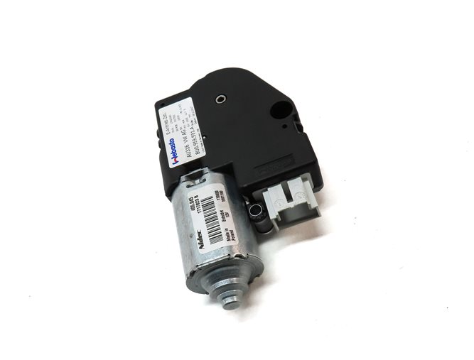 Thumbnail 3: 2015-2018 AUDI Q3 (8U) SUNROOF SUN ROOF WINDOW MOTOR