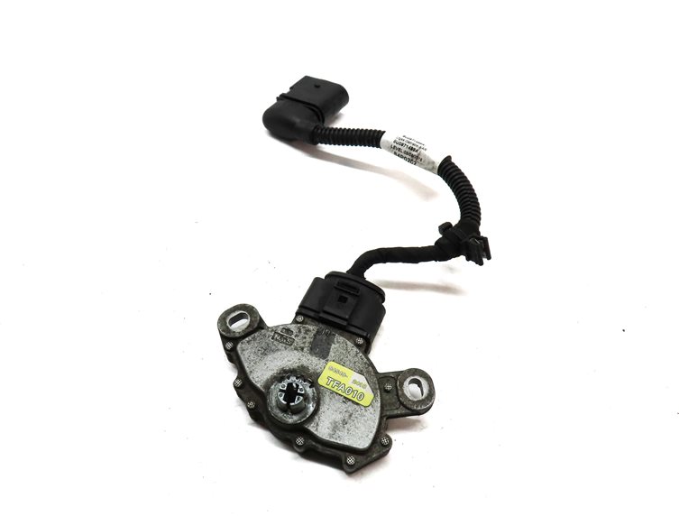Thumbnail 1: 2018 AUDI Q3 (8U) 2.0L TURBO (CCTA) AUTOMATIC TRANSMISSION NEUTRAL SAFETY SWITCH