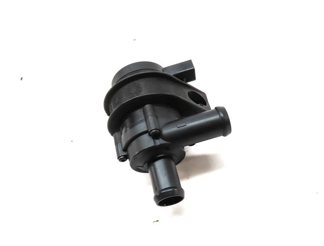 Thumbnail 3: 2018 AUDI Q3 (8U) 2.0L TURBO (CCTA) ENGINE AUXILIARY WATER COOLANT PUMP