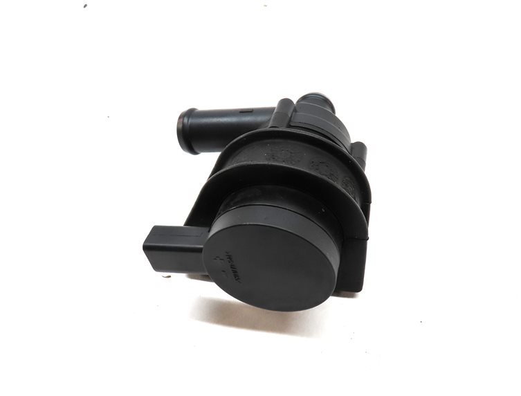 Thumbnail 5: 2018 AUDI Q3 (8U) 2.0L TURBO (CCTA) ENGINE AUXILIARY WATER COOLANT PUMP