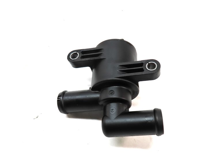 Thumbnail 5: 2018 AUDI Q3 (8U) 2.0L TURBO (CCTA) ENGINE WATER HEATER CONTROL VALVE