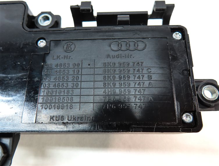Thumbnail 6: 2018 AUDI Q3 (8U) FRONT LEFT DRIVER SEAT POSITION ADJUST SWITCH