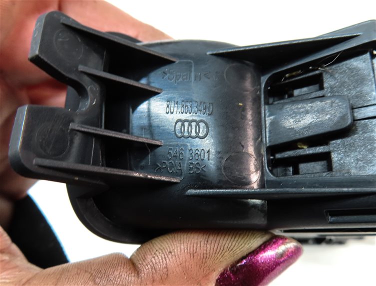 Thumbnail 7: 2018 AUDI Q3 (8U) ELECTRONIC EMERGENCY PARK PARKING BRAKE 12V OUTLET PANEL