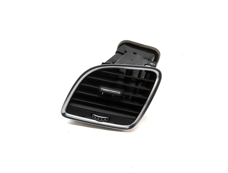 Thumbnail 1: 2018 AUDI Q3 (8U) FRONT LEFT DRIVER DASH HEAT AIR AC HVAC VENT (BLACK)