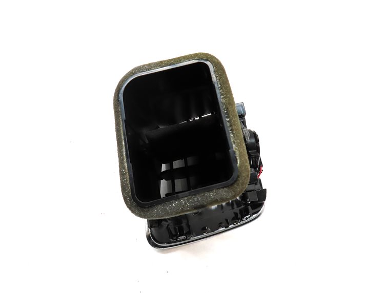 Thumbnail 4: 2018 AUDI Q3 (8U) FRONT LEFT DRIVER DASH HEAT AIR AC HVAC VENT (BLACK)