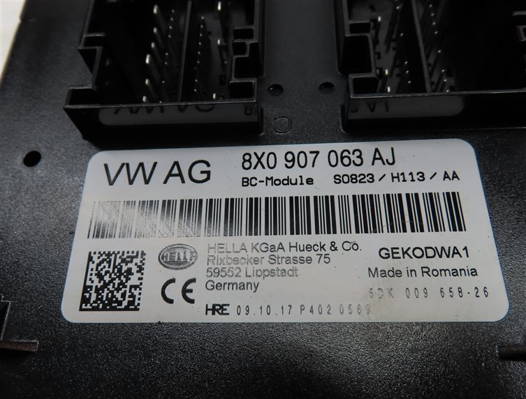Thumbnail 16: 18 AUDI Q3 8U 2.0L TURBO CCTA SPEEDOMETER ECU IMMOBILIZER MODULE SET/9 (57k)