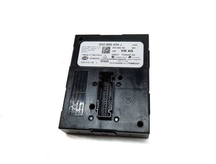 Thumbnail 7: 18 AUDI Q3 8U 2.0L TURBO CCTA SPEEDOMETER ECU IMMOBILIZER MODULE SET/9 (57k)