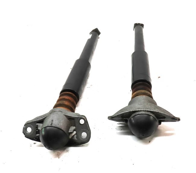 Thumbnail 5: 2018 AUDI Q3 (8U) REAR LEFT DRIVER & RIGHT PASSENGER STANDARD SHOCK STRUT SET/2