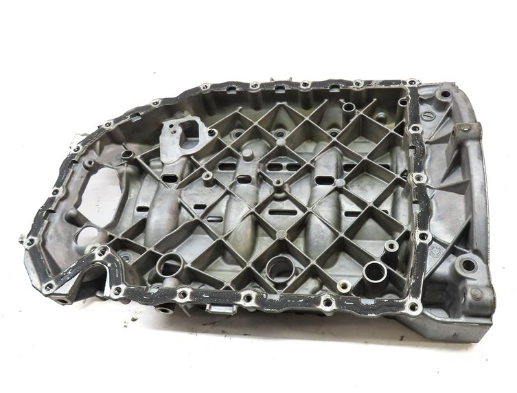 Thumbnail 5: 2009-2018 VW EOS TIGUAN AUDI Q3 (8U) 2.0L TURBO ENGINE UPPER OIL PAN CRADLE