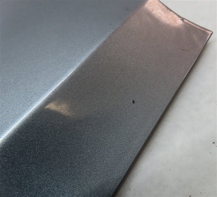 Thumbnail 8: 16-18 AUDI Q3 8U REAR RIGHT PASSENGER LOWER DOOR TRIM MOULDING (SILVER)