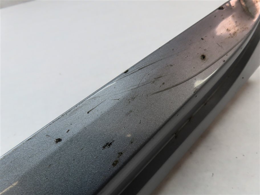 Thumbnail 8: 16-18 AUDI Q3 8U FRONT LEFT DRIVER LOWER DOOR TRIM MOULDING (SILVER)