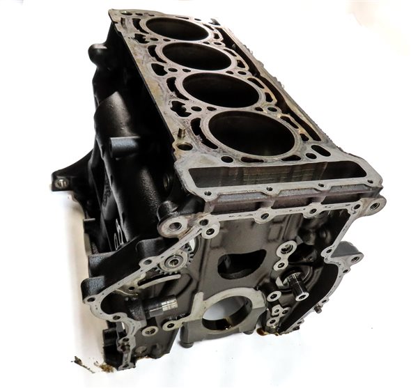 Thumbnail 5: 2014-2018 AUDI Q3 (8U) VW CC EOS TIGUAN 2.0L TURBO ENGINE CYLINDER BLOCK BARE