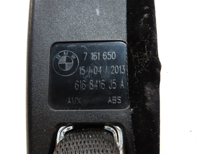 Thumbnail 5: 2013 BMW X5 (E70) REAR 2ND ROW LEFT/CENTER/RIGHT SEATBELT BUCKLE RECEIVER SET