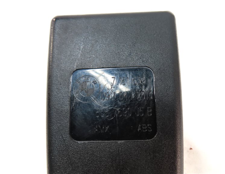Thumbnail 7: 2013 BMW X5 (E70) REAR 2ND ROW LEFT/CENTER/RIGHT SEATBELT BUCKLE RECEIVER SET