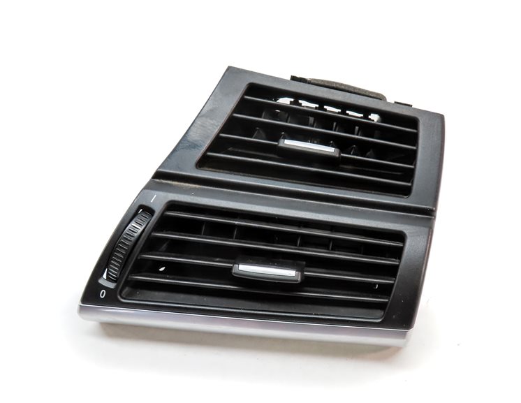 2013 BMW X5 (E70) FRONT RIGHT PASSENGER OUTER DASH HEAT AC AIR VENT (BLACK)