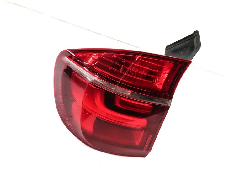 Thumbnail 4: 2011-2013 BMW X5 X5M (E70) LEFT DRIVER REAR OUTER TAILLIGHT BRAKE LIGHT LAMP