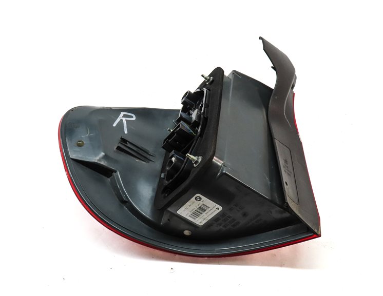 Thumbnail 5: 2011-2013 BMW X5 X5M (E70) RIGHT PASSENGER REAR OUTER TAILLIGHT BRAKE LIGHT LAMP
