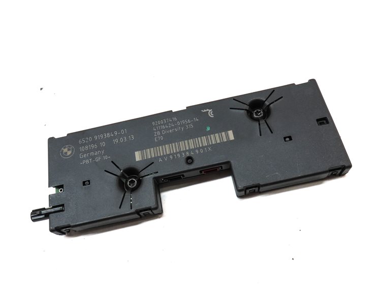 Thumbnail 3: 2013 BMW X5 (E70) RADIO STEREO ANTENNA DIVERSITY AMPLIFIER AMP