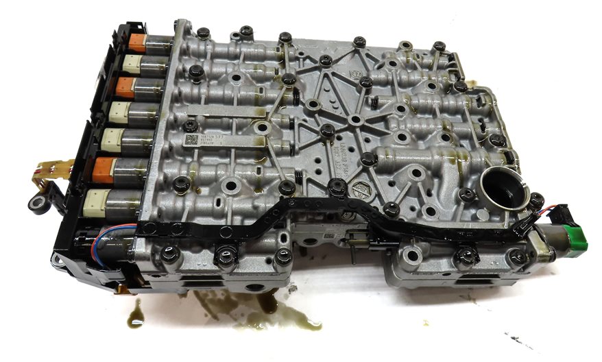 Thumbnail 5: 2013-2014 BMW X5 X6 (E70 E71) 3.0L ENGINE AUTOMATIC TRANSMISSION VALVE BODY