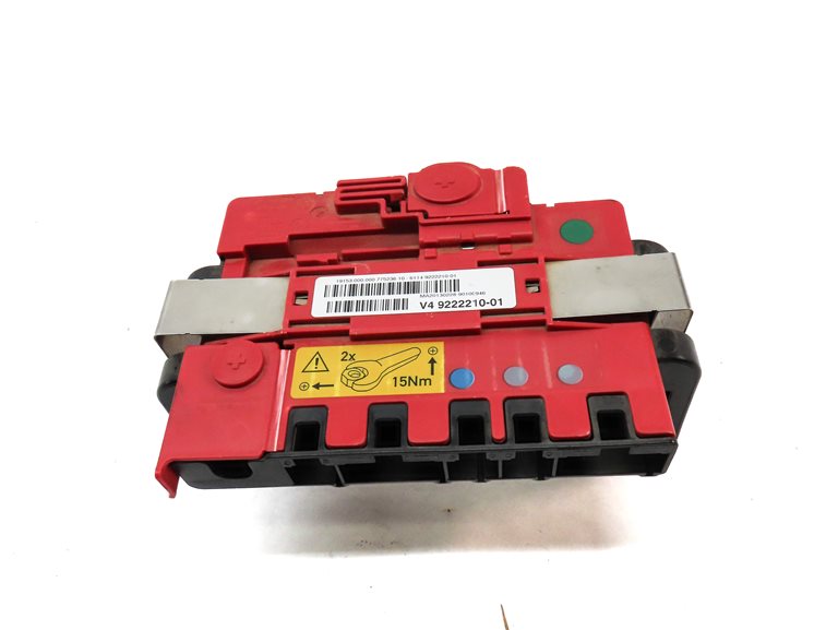 Thumbnail 2: 2013 BMW X5 (E70) 3.0L TURBO POSITIVE BATTERY POWER DISTRIBUTION PLATE BOX