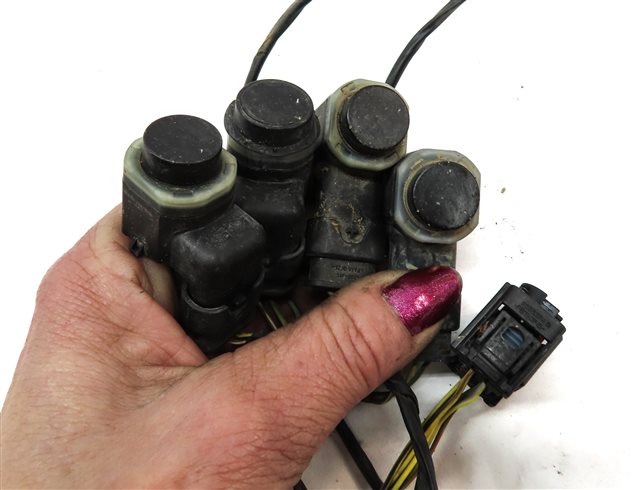 Thumbnail 5: 13 BMW X5 E70 FRONT PARK ASSIST PDC DISTANCE CONTROL SENSOR SET w/HARNESS (GRAY)