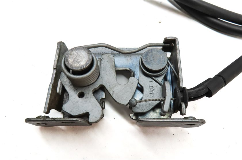 Thumbnail 5: 2013 BMW X5 (E70) FRONT LEFT & RIGHT LOWER HOOD BONNET LOCK LATCH SET/2 w/CABLES