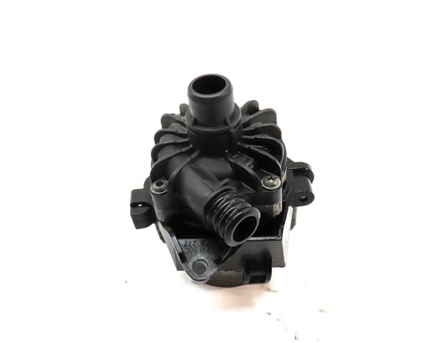 Thumbnail 2: 12 BMW X6 M X6M ///M (E71) 4.4L (S63) ENGINE RIGHT PASSENGER WATER COOLANT PUMP
