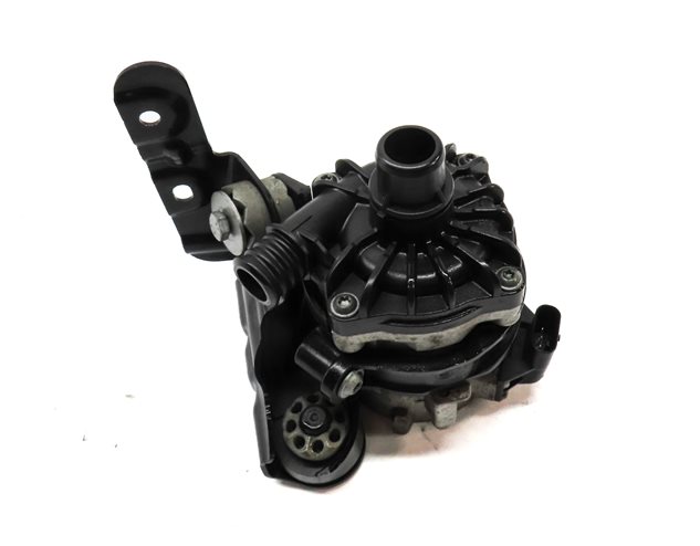 Thumbnail 2: 2012 BMW X6 M X6M ///M (E71) 4.4L (S63) ENGINE LEFT DRIVER WATER COOLANT PUMP