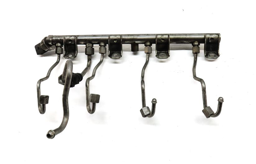 Thumbnail 10: 12 BMW X6 M X6M ///M (E71) 4.4L S63 LEFT & RIGHT FUEL RAIL SET w/LINES & SENSORS