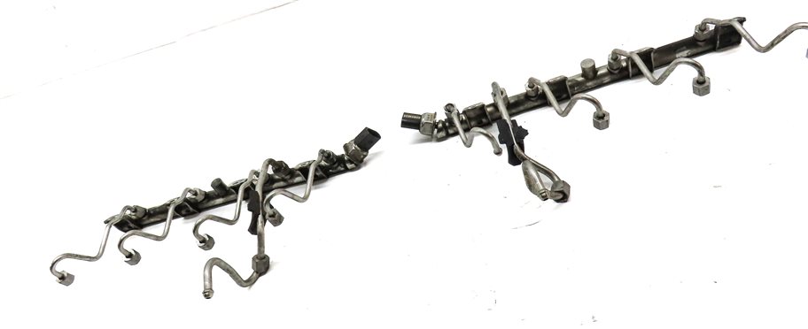 Thumbnail 3: 12 BMW X6 M X6M ///M (E71) 4.4L S63 LEFT & RIGHT FUEL RAIL SET w/LINES & SENSORS