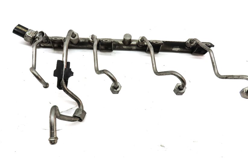 Thumbnail 4: 12 BMW X6 M X6M ///M (E71) 4.4L S63 LEFT & RIGHT FUEL RAIL SET w/LINES & SENSORS