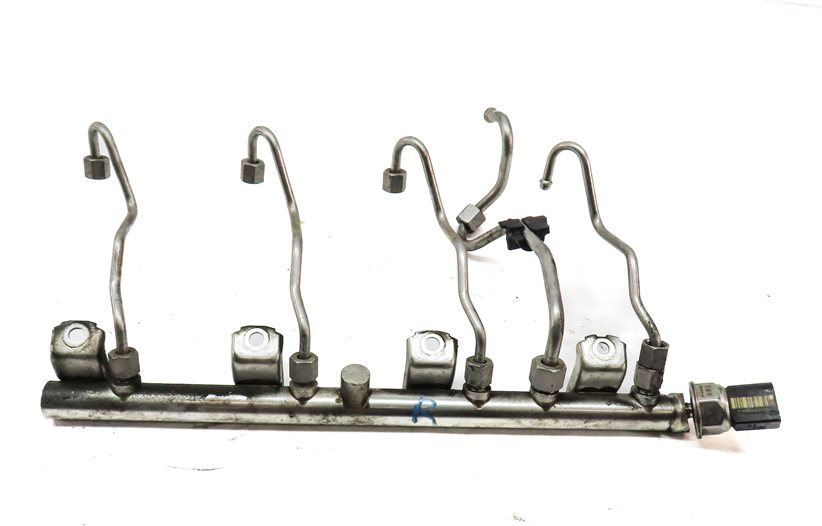 Thumbnail 5: 12 BMW X6 M X6M ///M (E71) 4.4L S63 LEFT & RIGHT FUEL RAIL SET w/LINES & SENSORS