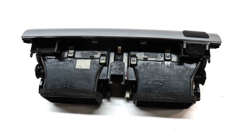 Thumbnail 5: 2012 BMW X6 M X6M ///M (E71) FRONT CENTER DASH HEAT AIR AC VENT w/HAZARD (BLACK)