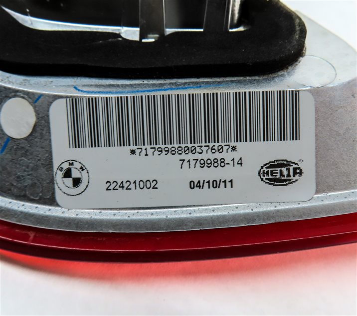 Thumbnail 6: 2008-2012 BMW X6 X6M (E71 E72) RIGHT PASSENGER REAR INNER TAILLIGHT LIGHT LAMP