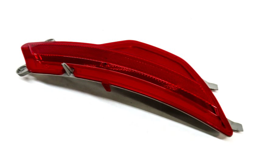 2012 BMW X6 M X6M ///M (E71) REAR RIGHT PASSENGER LOWER BUMPER CORNER REFLECTOR