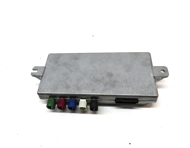 Thumbnail 5: 2012 BMW X6 M X6M ///M (E71) SURROUND VIEW CAMERA CONTROL MODULE