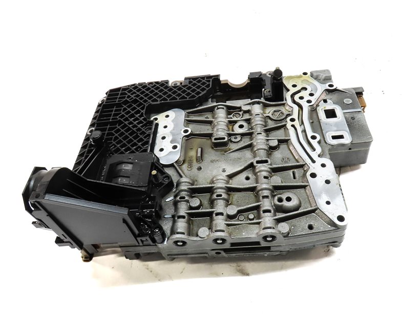 Thumbnail 2: 12-14 BMW X5M X6M ///M (E70 E71) 4.4L S63 - 6HP26 AUTO TRANSMISSION VALVE BODY