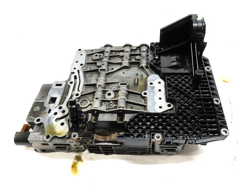 Thumbnail 4: 12-14 BMW X5M X6M ///M (E70 E71) 4.4L S63 - 6HP26 AUTO TRANSMISSION VALVE BODY