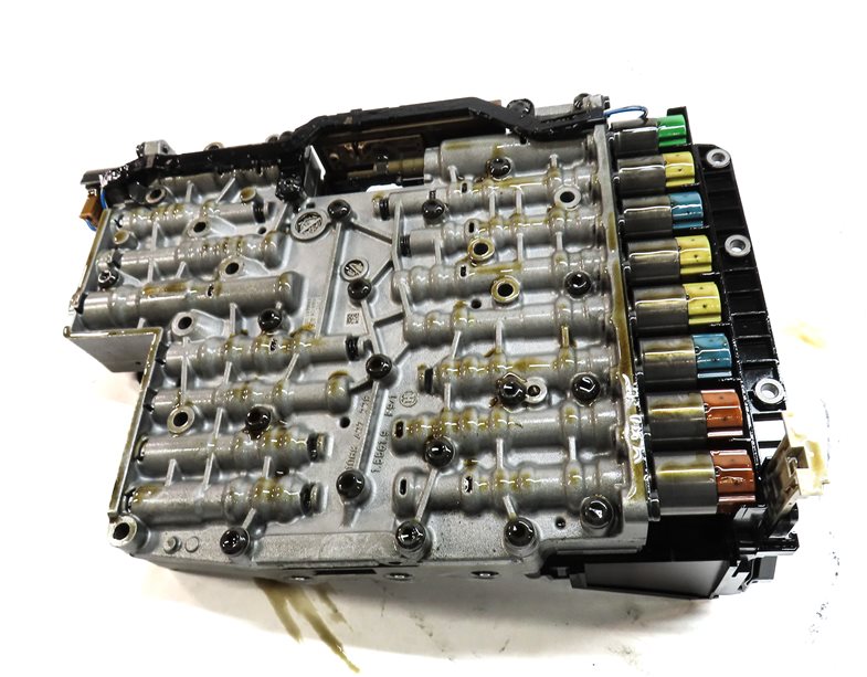Thumbnail 5: 12-14 BMW X5M X6M ///M (E70 E71) 4.4L S63 - 6HP26 AUTO TRANSMISSION VALVE BODY