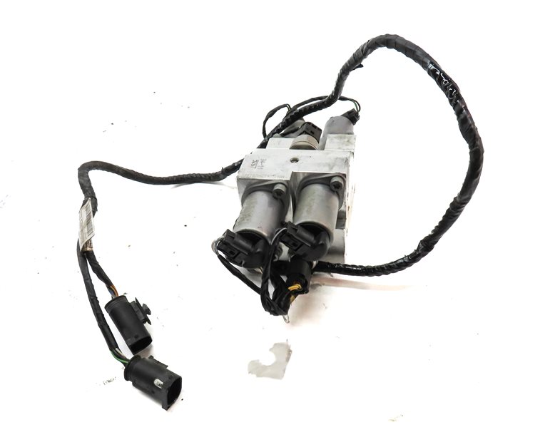 Thumbnail 4: 12 BMW X6 M X6M ///M (E71) DYNAMIC DRIVE ACTIVE SUSPENSION HYDRAULIC VALVE BLOCK