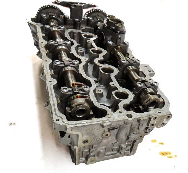Thumbnail 4: 10-13 BMW X5M X6M ///M E70 E71 4.4L TURBO S63 ENGINE LEFT CYLINDER HEAD ASSEMBLY