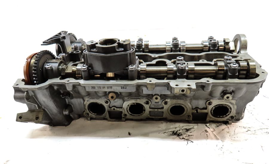 Thumbnail 6: 2010-2013 BMW X5M X6M ///M E70 E71 4.4L TURBO S63 RIGHT CYLINDER HEAD ASSEMBLY