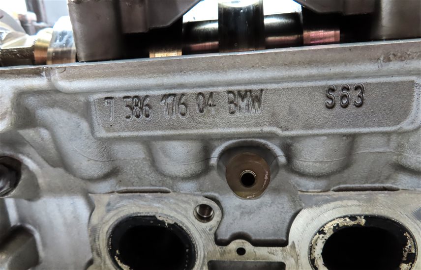 Thumbnail 7: 2010-2013 BMW X5M X6M ///M E70 E71 4.4L TURBO S63 RIGHT CYLINDER HEAD ASSEMBLY