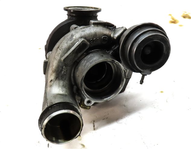 Thumbnail 3: 2010-2014 BMW X5M X6M ///M (E70 E71) 4.4L S63 V8 ENGINE - RIGHT TURBOCHARGER