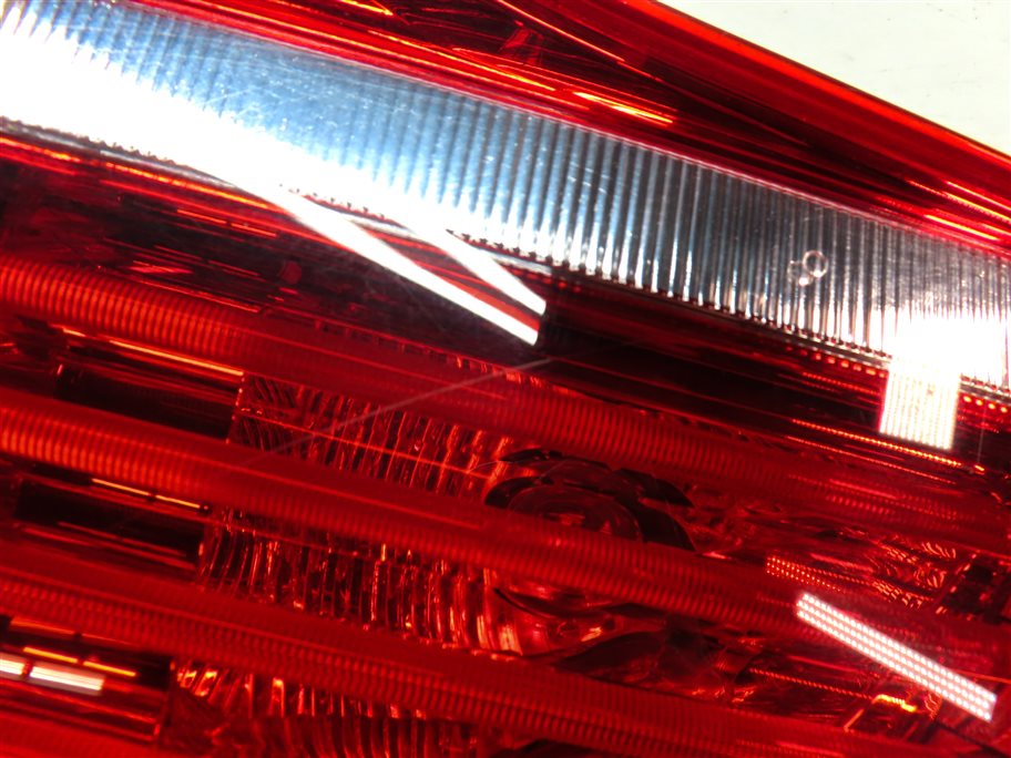 Thumbnail 6: 2008-2012 BMW X6 X6M ///M (E71 E72) LEFT DRIVER REAR INNER TAILLIGHT LIGHT LAMP
