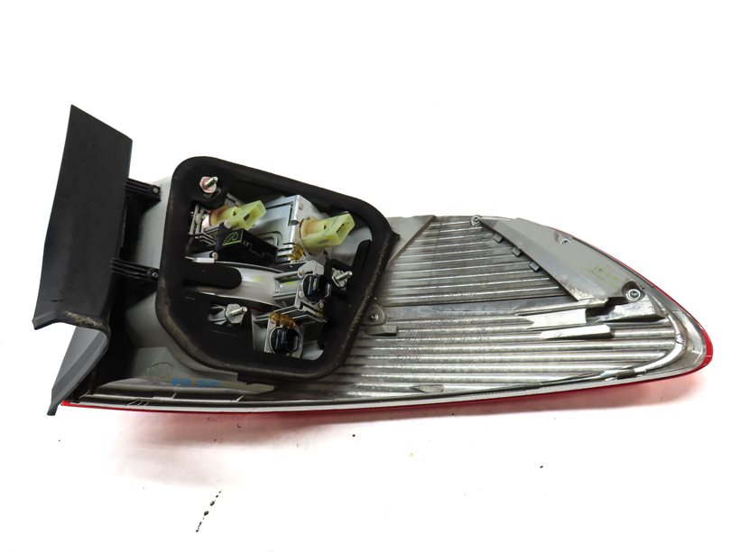 Thumbnail 5: 08-12 BMW X6 X6M (E71 E72) RIGHT PASSENGER REAR OUTER TAILLIGHT BRAKE LIGHT LAMP