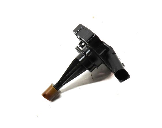 Thumbnail 3: 2014 AUDI SQ5 (B8 8R) 3.0L SUPER (CTUD) ENGINE MOTOR OIL FLUID LEVEL SENSOR