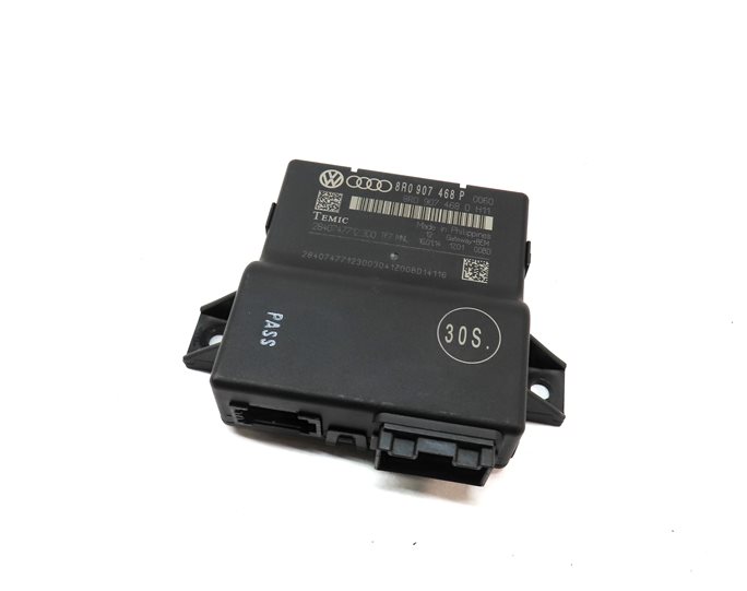 2013-2014 AUDI Q5 SQ5 (B8 8R) CENTRAL GATEWAY CONTROL MODULE