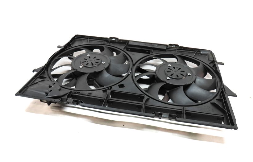 12-18 AUDI A6 A7 (C7) 3.0L SUPERCHARGED ENGINE - RADIATOR COOLING FAN w/ SHROUD